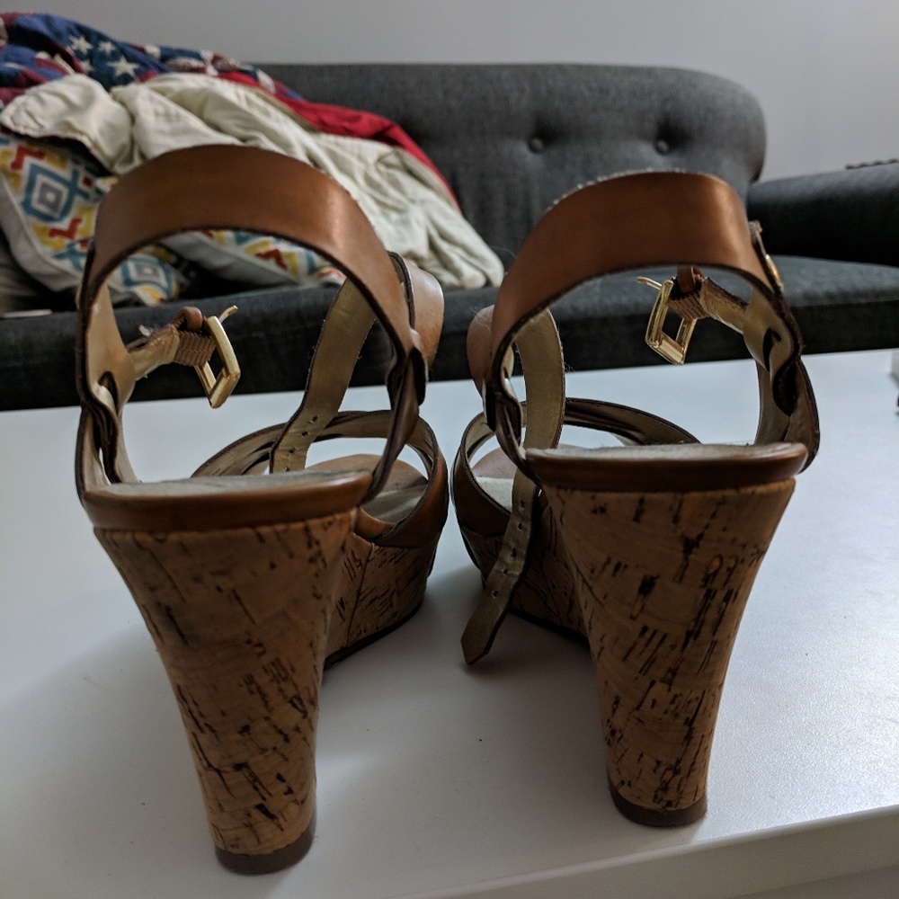 Guess wedges - Picture 2 of 3